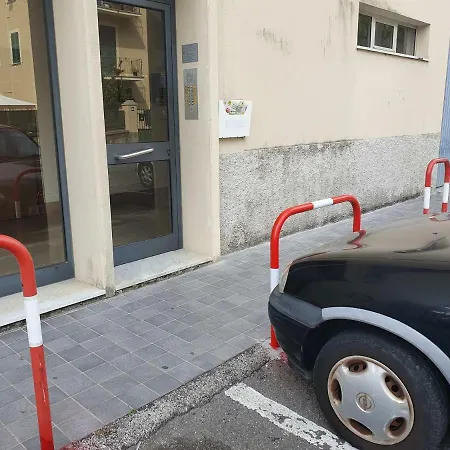 Antica Romana Executive 2 Balconies דירה ססטרי לבאנטה