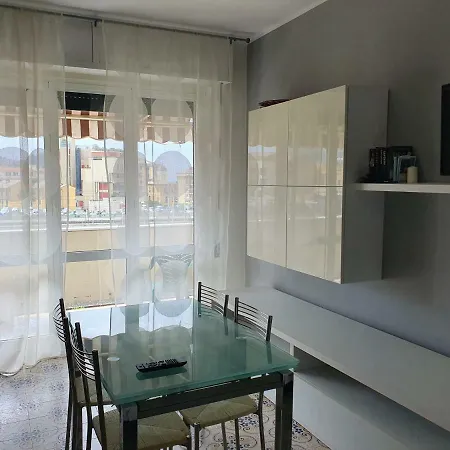 דירה Antica Romana Executive 2 Balconies ססטרי לבאנטה
